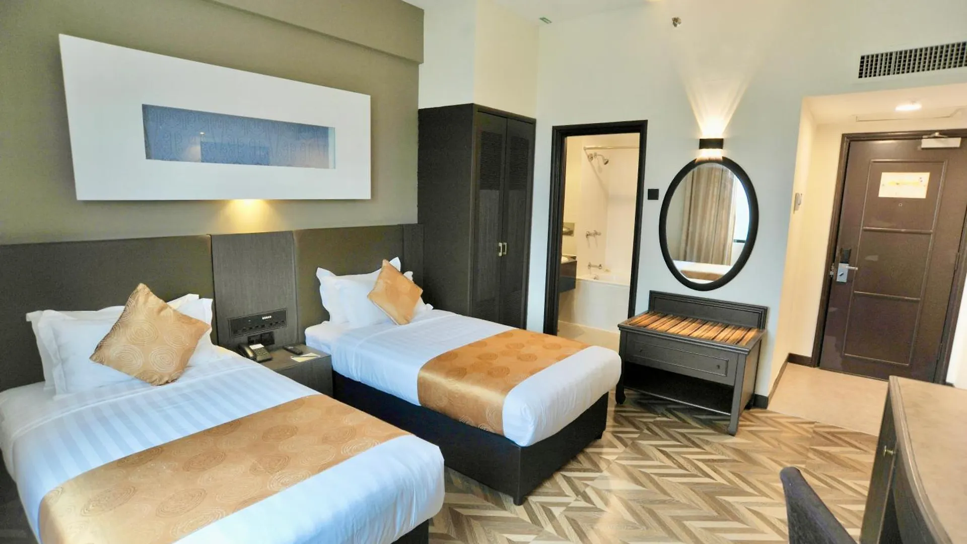Regalpark Hotel Kuala Lumpur