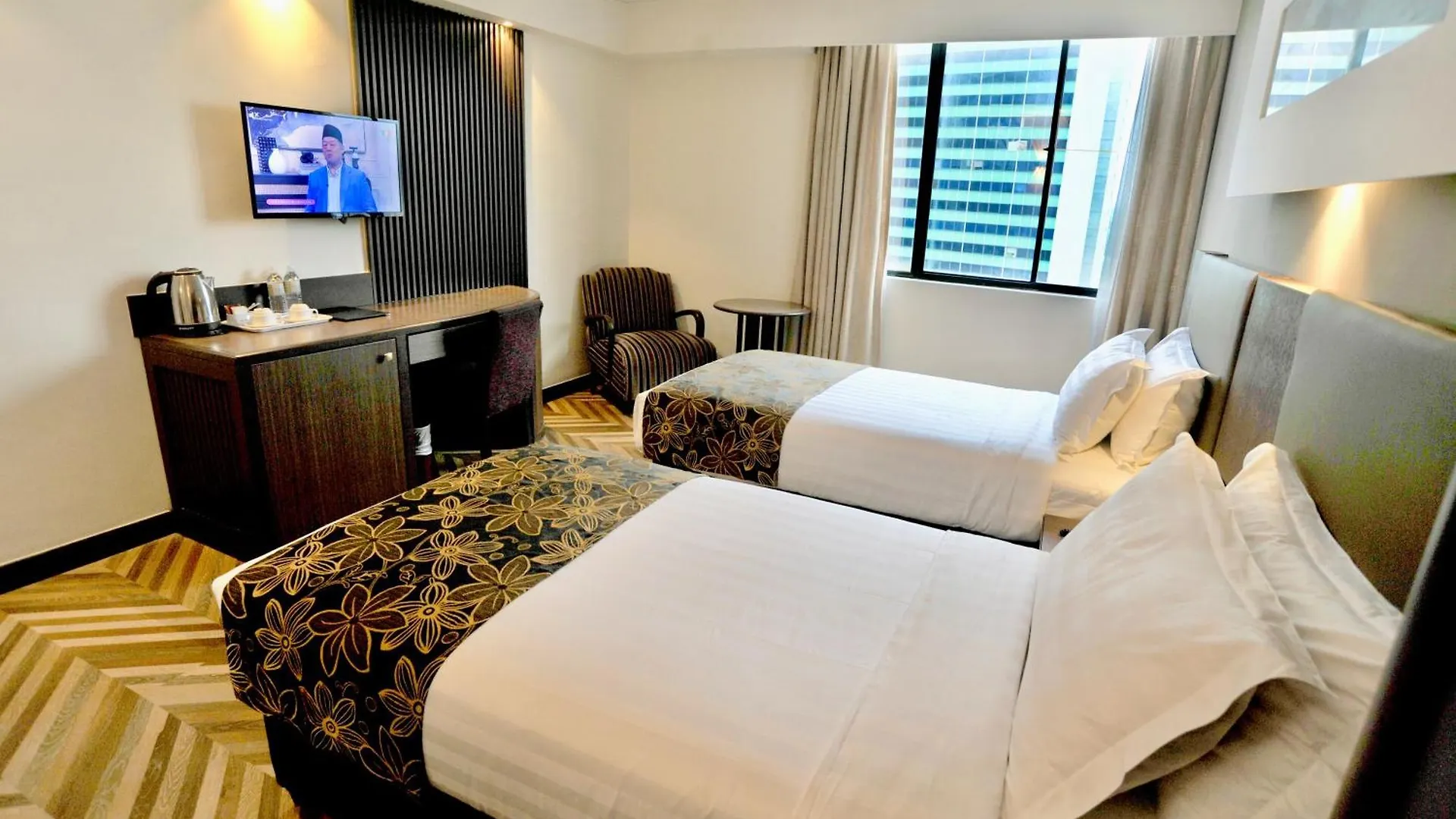 Regalpark Hotel Kuala Lumpur
