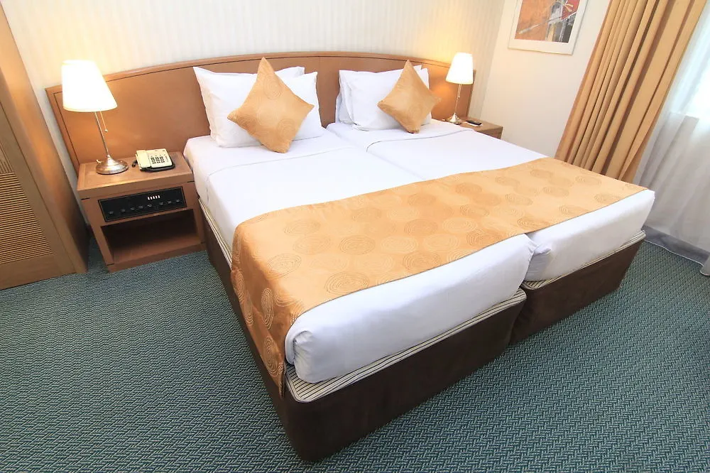 Regalpark Hotel Kuala Lumpur 3*,